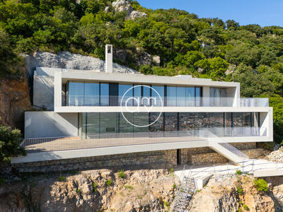 Maison - 170 m² - 6 pièces