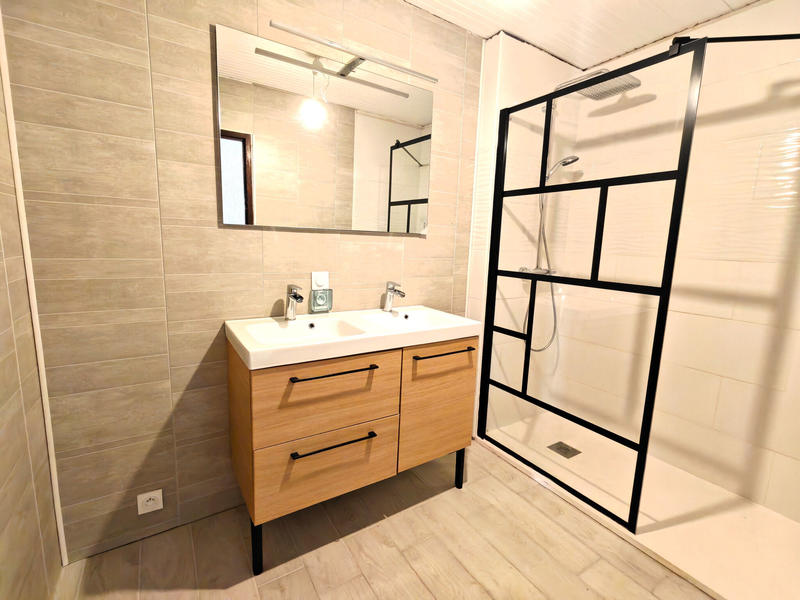 Appartement - 105 m² - 4 pièces