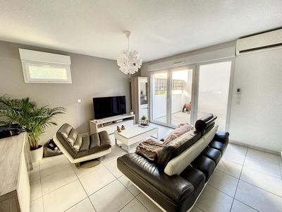 Appartement - 82 m² - 4 pièces