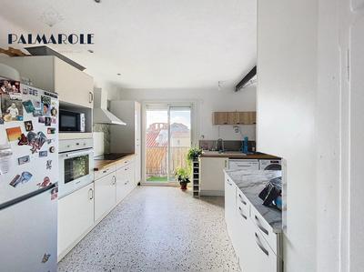 Appartement - 77 m² - 4 pièces