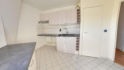 Appartement - 82 m² - 3 pièces