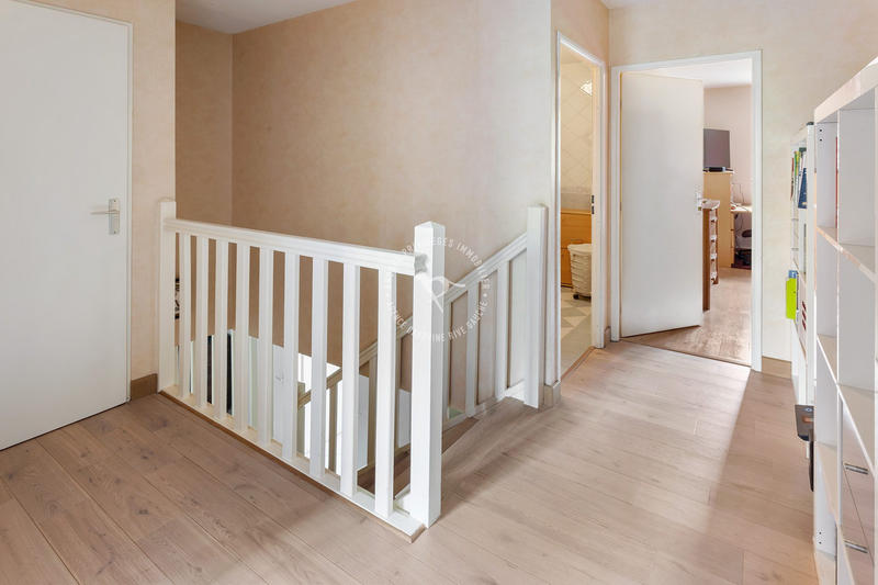 Maison - 127 m² - 5 pièces