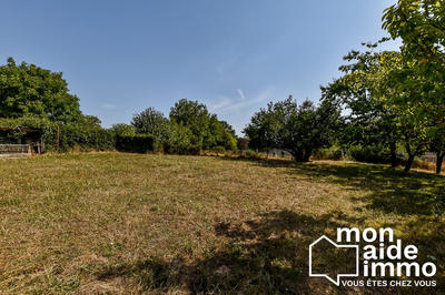 Terrain - 735 m²