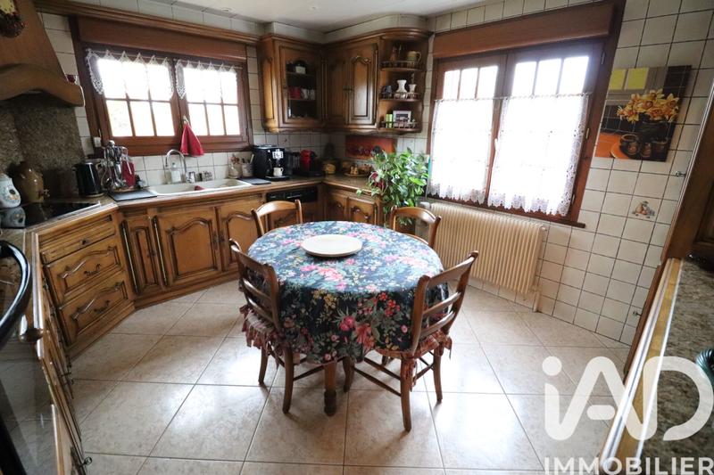 Maison - 193 m² - 9 pièces