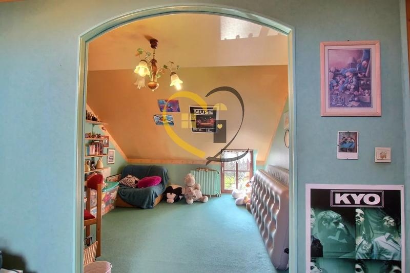 Maison - 144 m² - 5 pièces