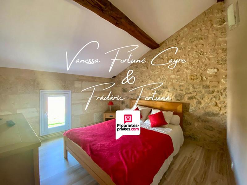 Maison - 212 m² - 5 pièces