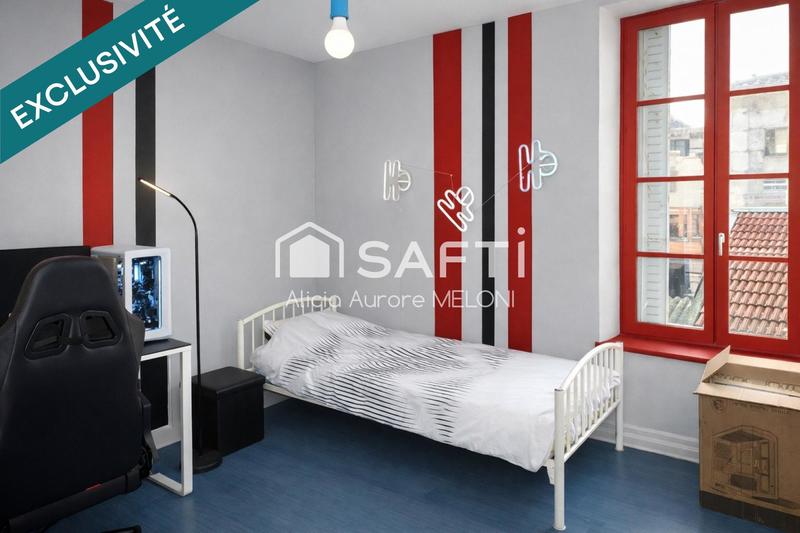 Maison - 266 m² - 7 pièces