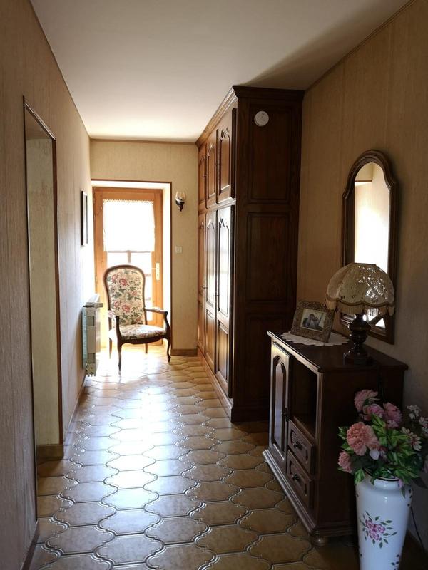 Maison - 222 m² - 5 pièces