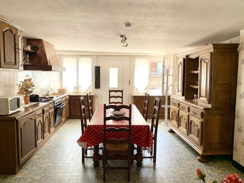 Maison - 170 m² - 7 pièces