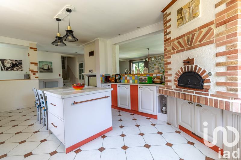 Maison - 180 m² - 6 pièces