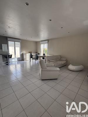 Maison - 86 m² - 4 pièces