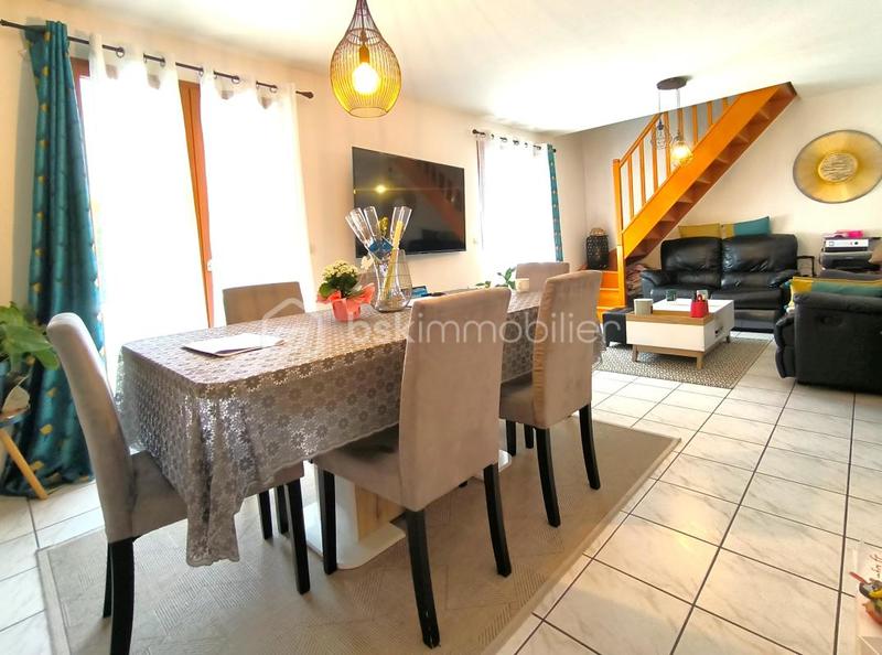 Maison - 84 m² - 4 pièces