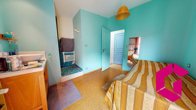 Maison - 177 m² - 7 pièces