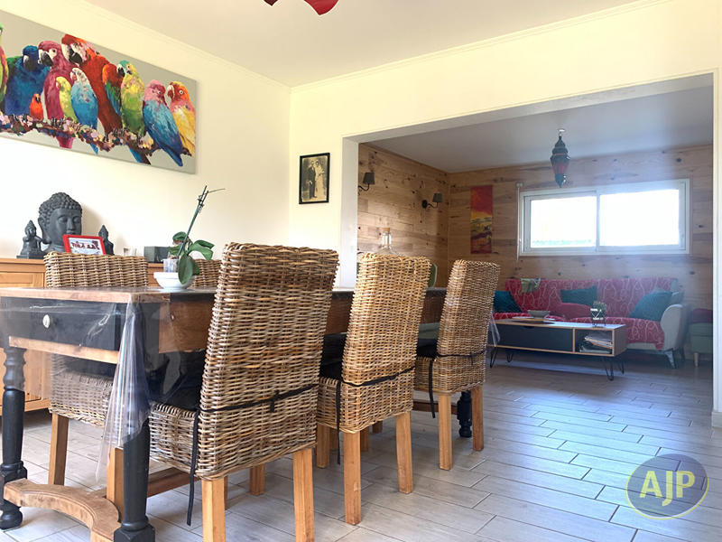 Maison - 170 m² - 7 pièces