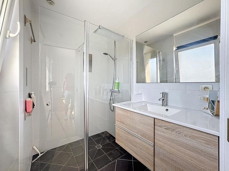 Maison - 137 m² - 5 pièces