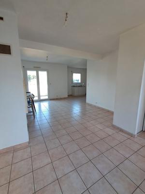 Maison - 70 m² - 4 pièces