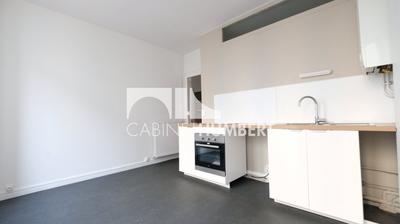 Appartement - 98 m² - 4 pièces