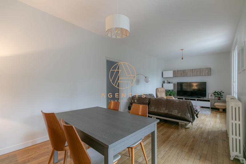 Maison - 98 m² - 5 pièces