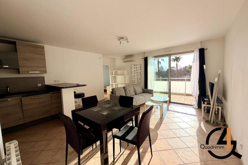 Appartement - 49 m² - 2 pièces