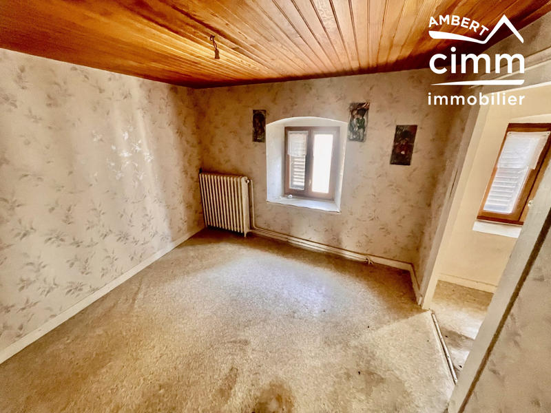 Maison - 136 m² - 10 pièces