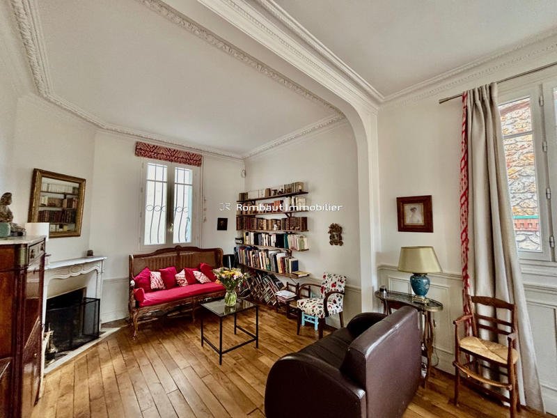 Maison - 142 m² - 8 pièces