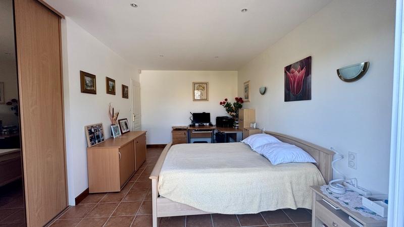 Maison - 165 m² - 4 pièces