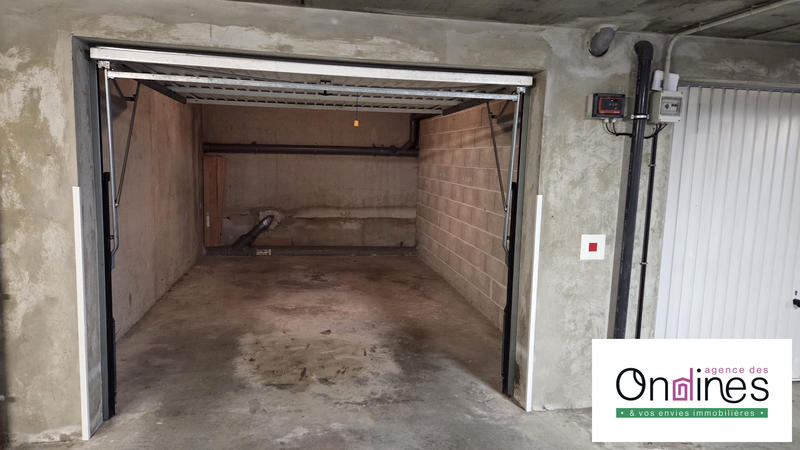 Parking / Garage - 16 m²