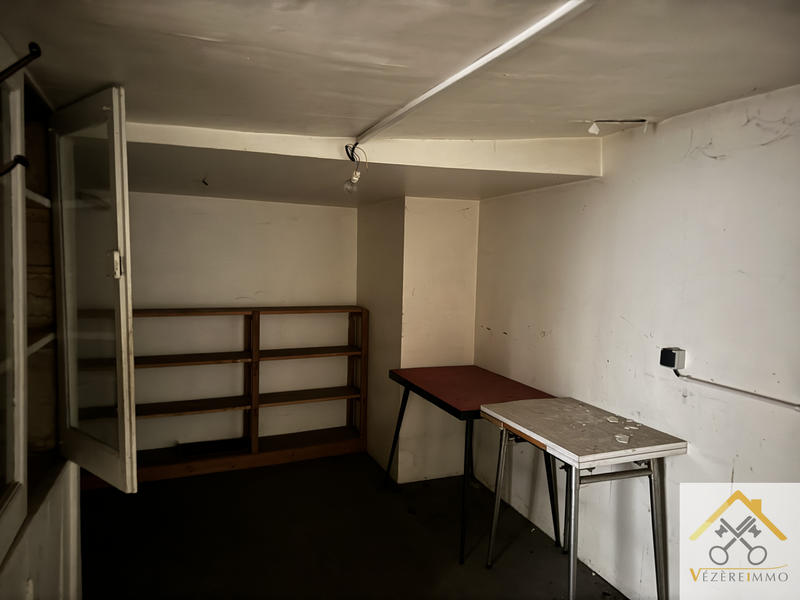 Local commercial - 160 m²