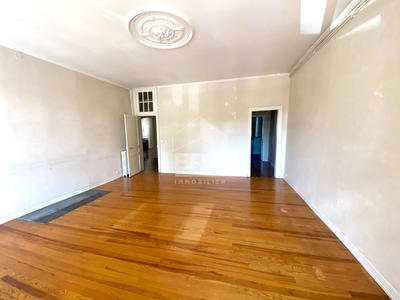 Appartement - 153 m² - 5 pièces