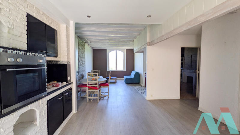 Maison - 144 m² - 5 pièces