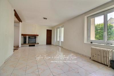 Maison - 83 m² - 4 pièces