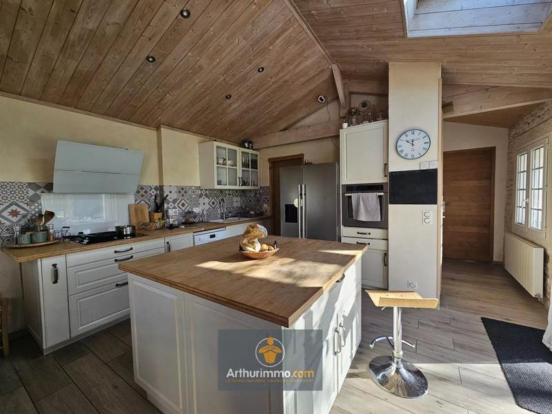 Maison - 100 m² - 4 pièces