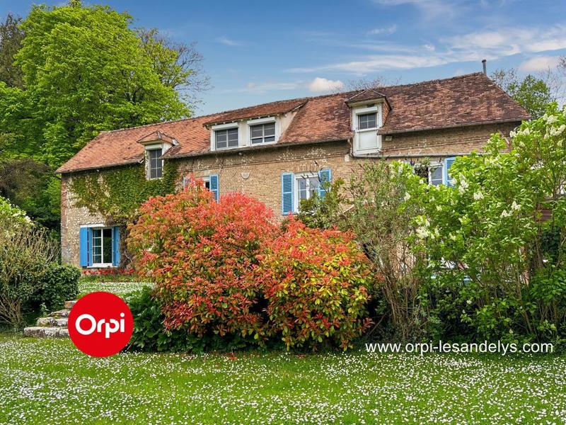 Maison - 181 m² - 9 pièces