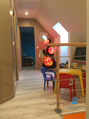 Maison contemporaine - 106 m² - 7 pièces