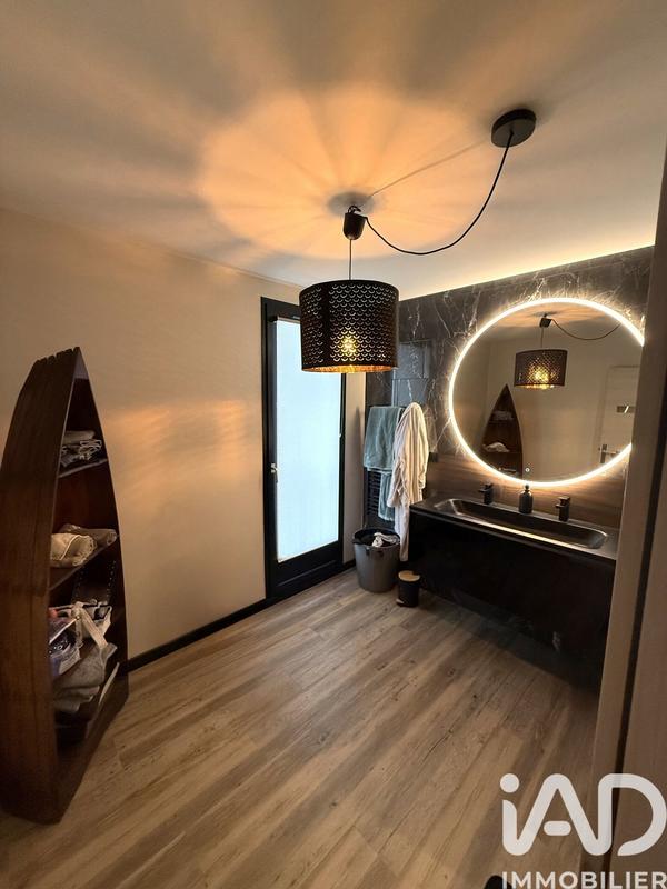 Appartement - 81 m² - 4 pièces