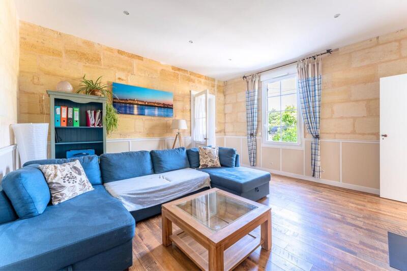 Maison - 270 m² - 7 pièces