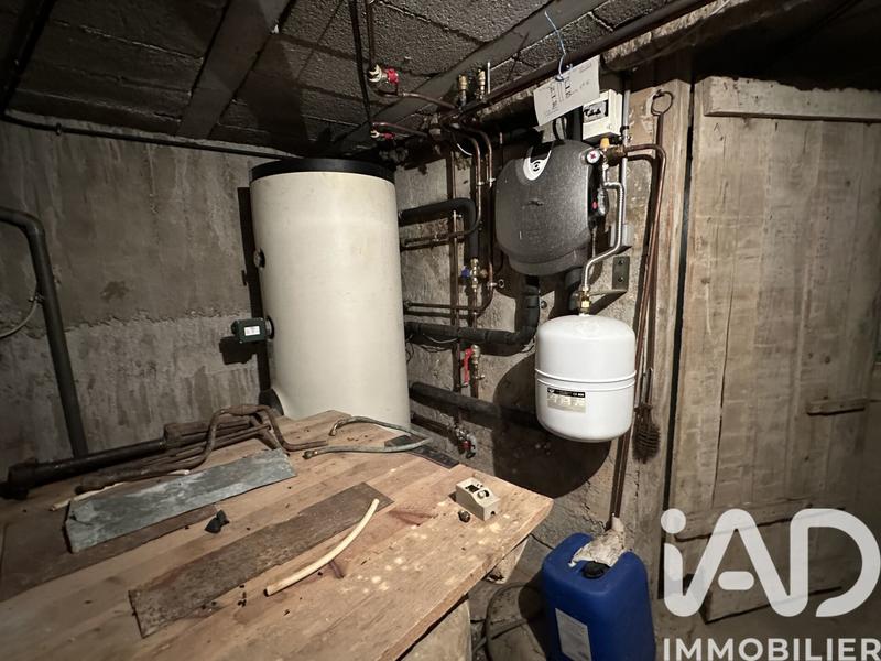 Maison - 90 m² - 5 pièces