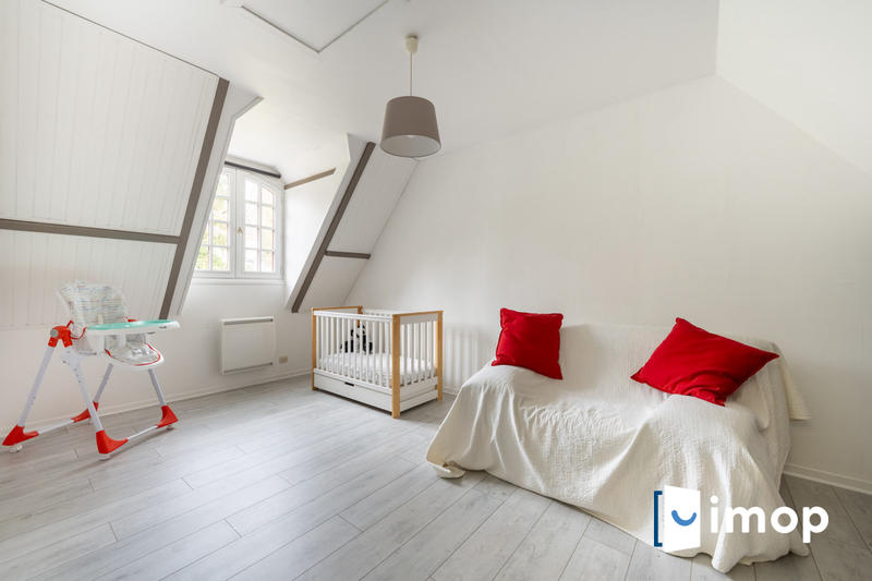 Maison - 190 m² - 7 pièces