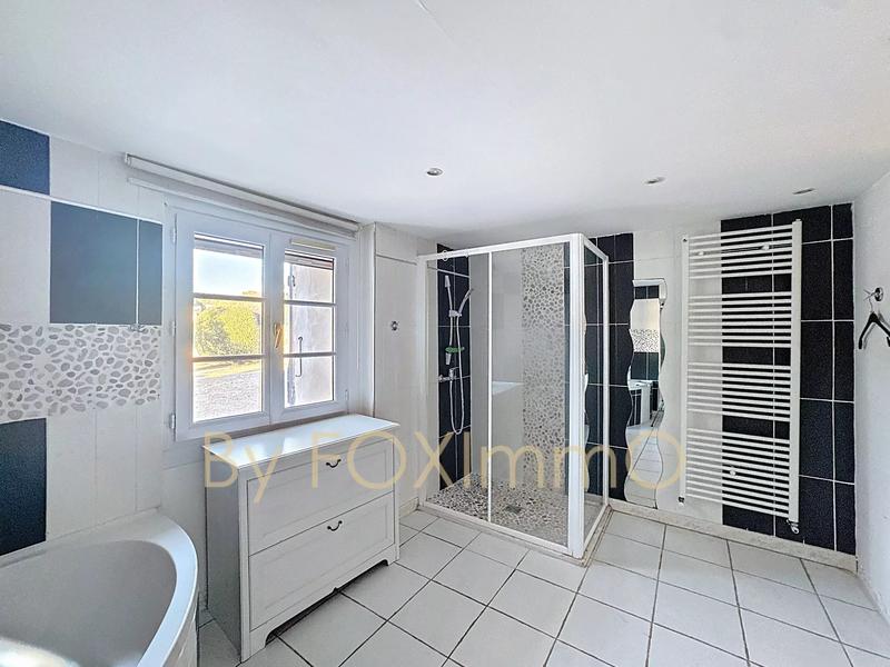 Propriété - 344 m² - 7 pièces