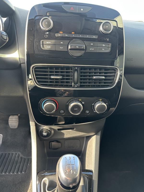 Renault Clio Trend 1.2 16v 75