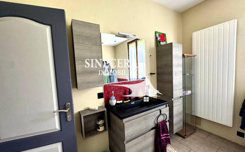 Maison - 243 m² - 10 pièces