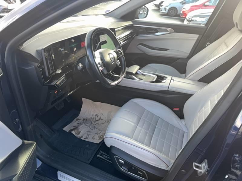 Renault Espace E-Tech hybrid 200 Iconic