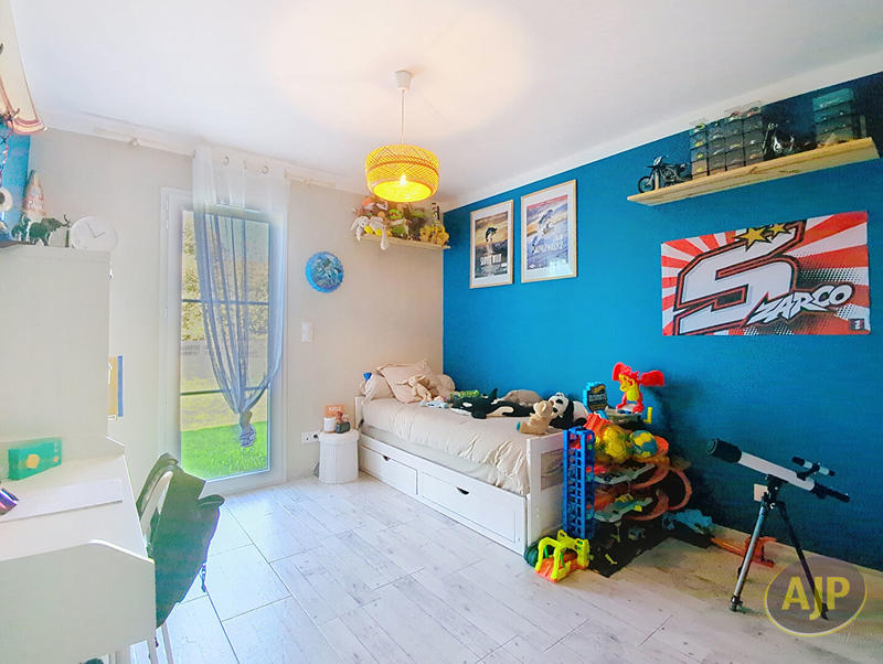 Maison - 141 m² - 5 pièces