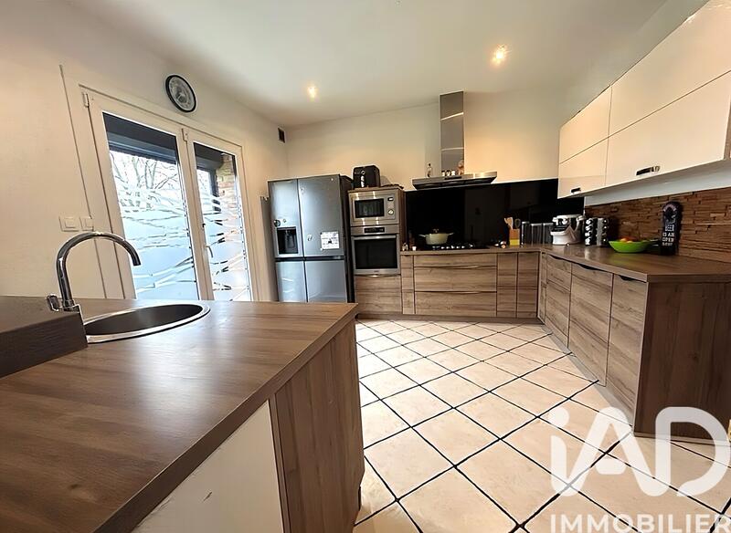 Maison - 120 m² - 7 pièces