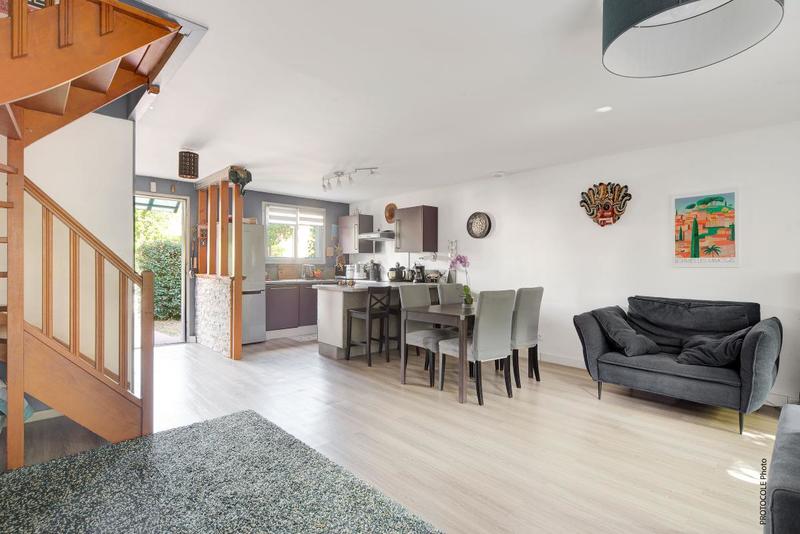 Maison - 93 m² - 4 pièces