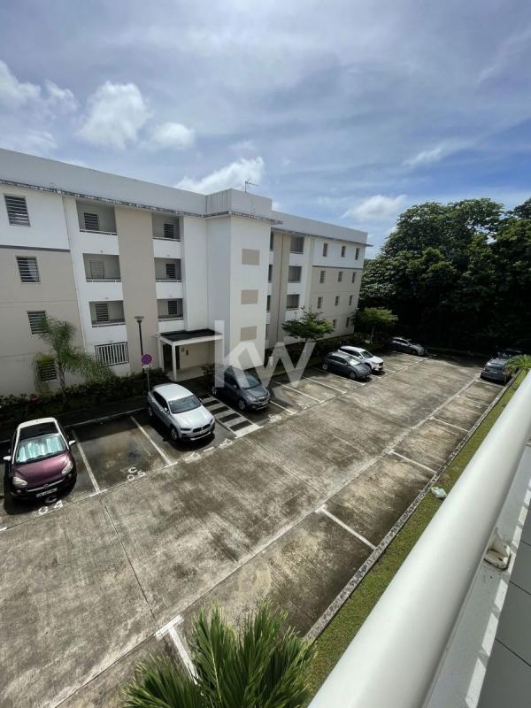 Appartement - 83 m² - 4 pièces