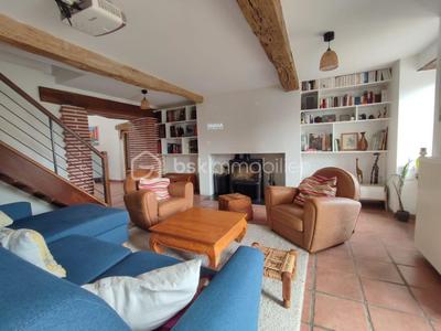 Maison - 130 m² - 5 pièces