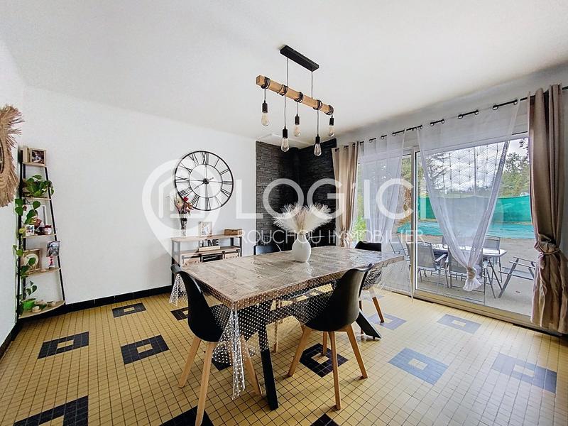 Maison - 96 m² - 4 pièces