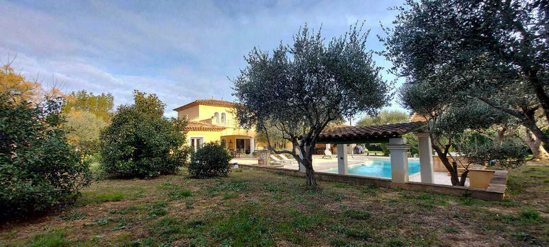 Villa - 240 m² - 7 pièces