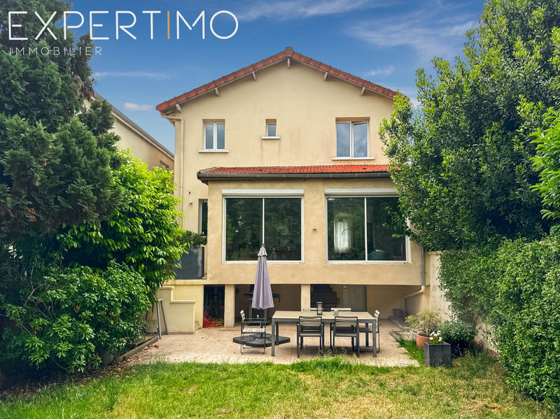 Maison - 130 m² - 6 pièces